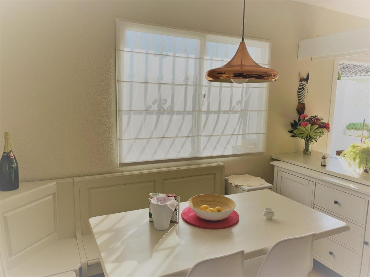 הוילה El Faro The Garden House - Mijas Costa מראה חיצוני תמונה
